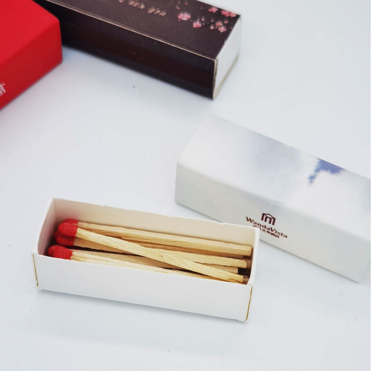 Lipstick Disposable Matches Customized Advertising Logo Printing Hotel Hotel Match Box Wholesale