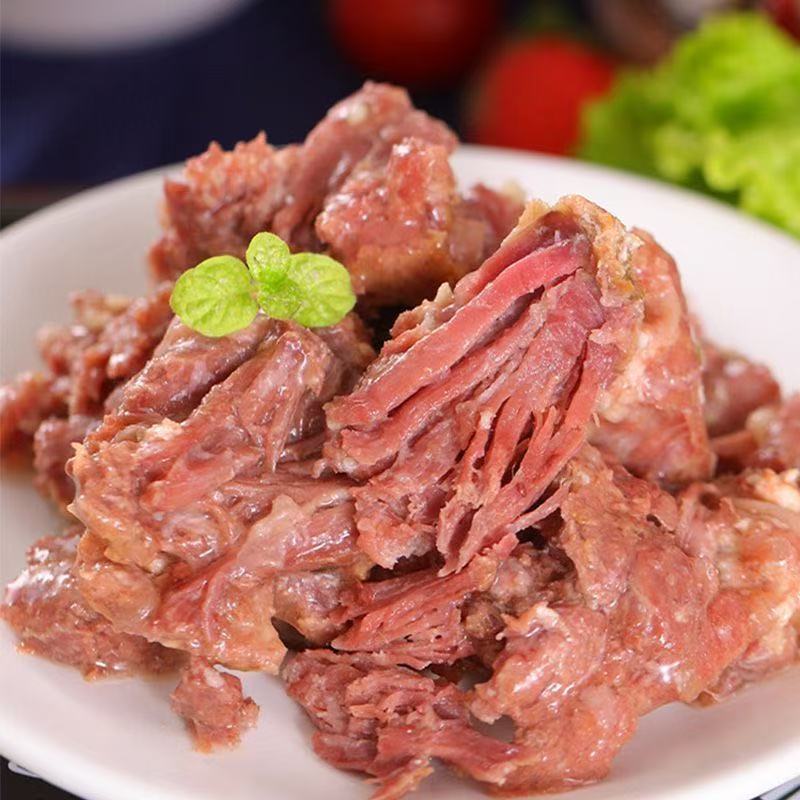 Russian-Style Large Canned Beef Snacks for Meals, Outdoor Lunch Meat Food, Canned Beef Ready to Eat