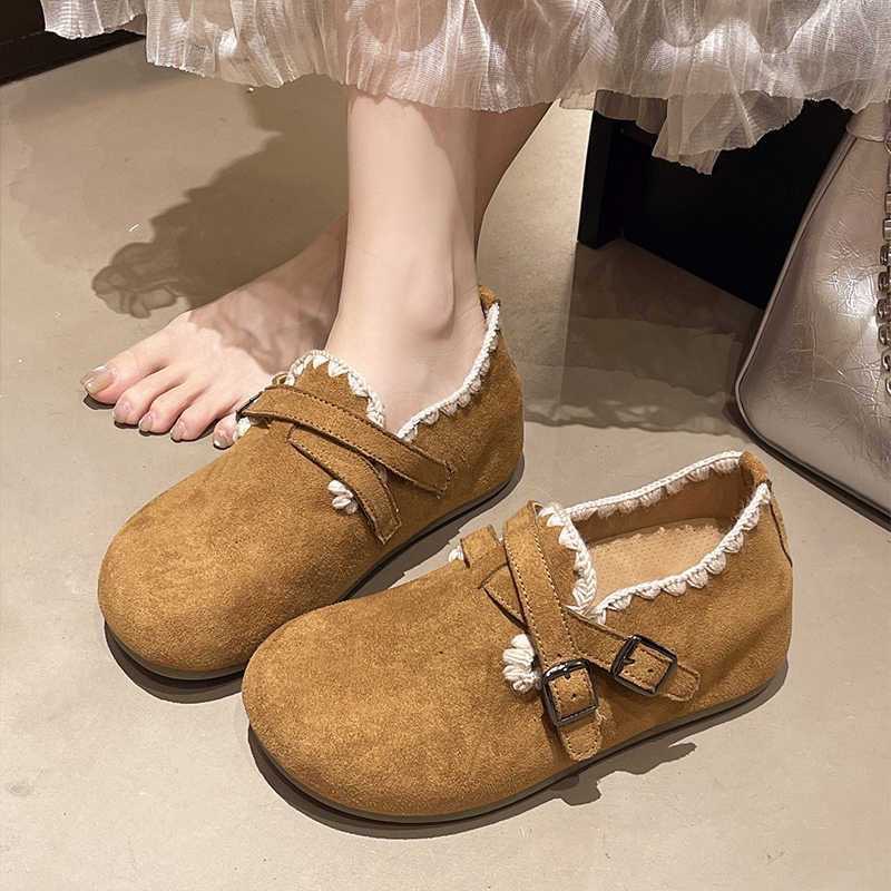 Thick-Soled Slip-On Shoes for Women 2025 Autum New Retro Belt Buckle Boken Shoes High-Looking Fashionable Lazy Shoes