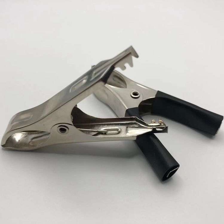 Factory direct nickel-plated iron red and black 30A alligator clip battery charging clip test clip 70mm alligator clip wholesale