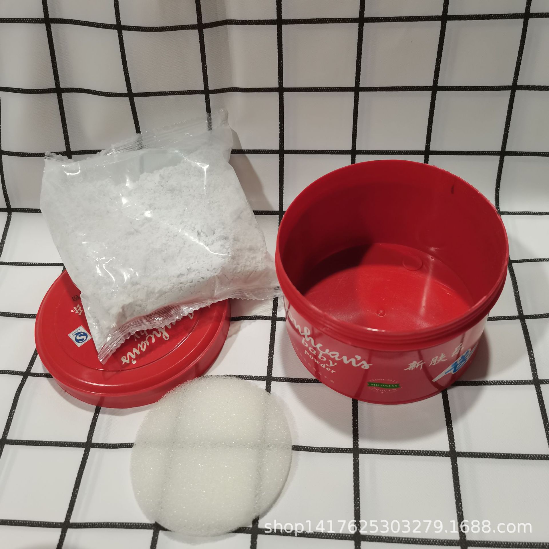 150 grams of baby prickly heat powder children's talcum powder prickly heat powder anti-red buttocks run Jianghu two yuan store a 100 box