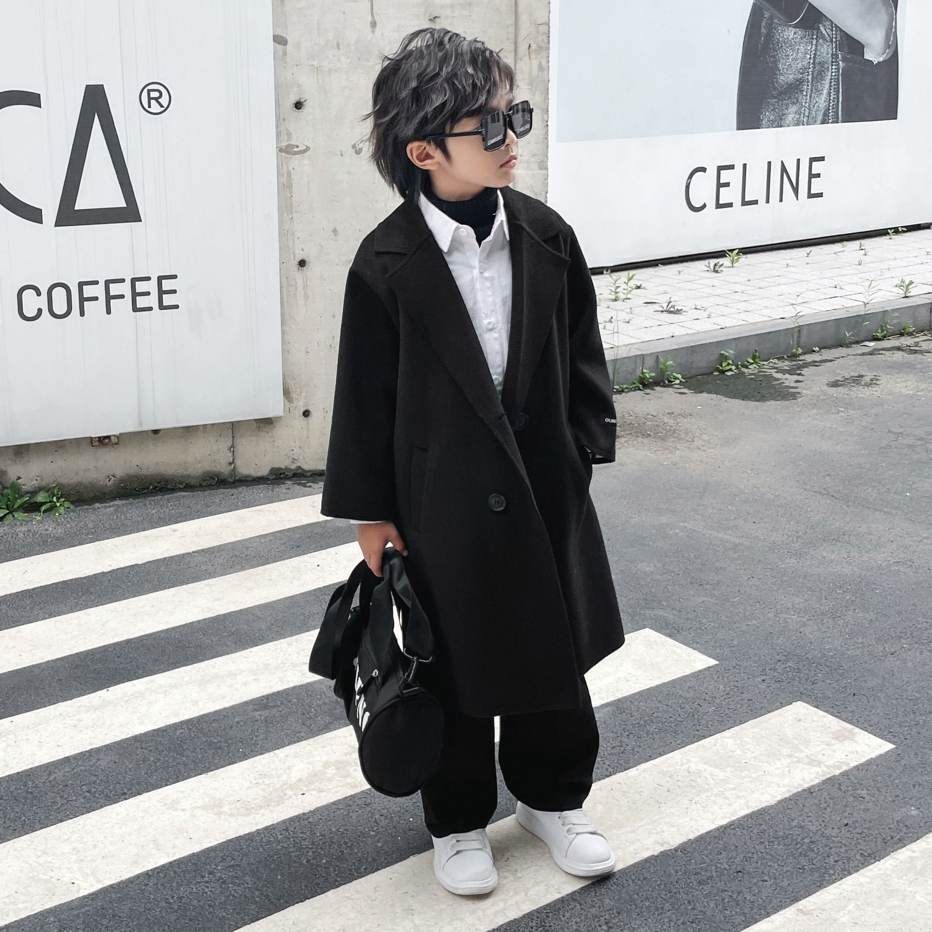 Одежда для детей, плащ для мальчиков, длинное пальто для детей, осень и зима 2023, британский стиль, модное пальто