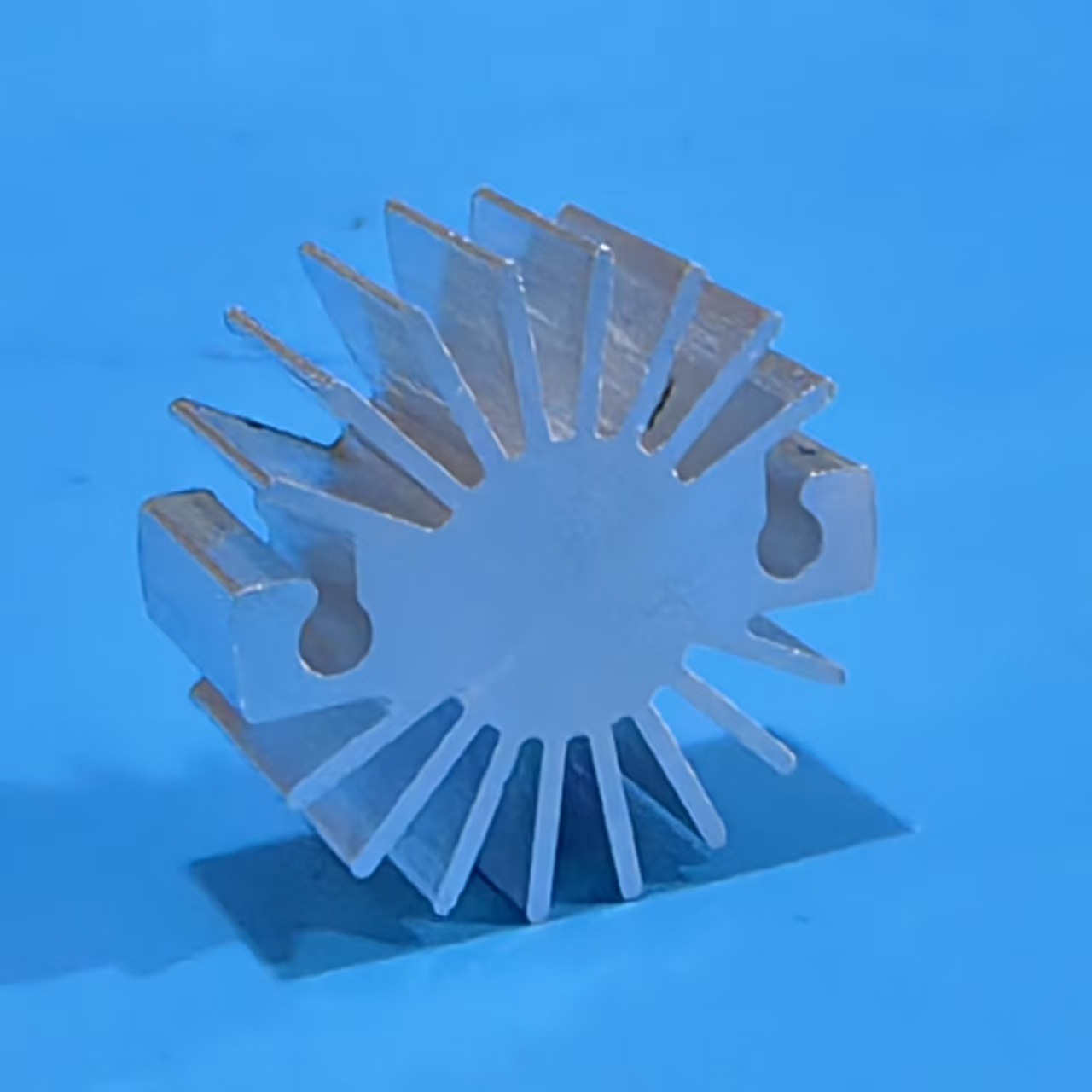 Радиатор Ready Supply 1W Led, диаметр 23, толщина 10 мм, отверстие 16.6 мм, радиатор 16.6 мм