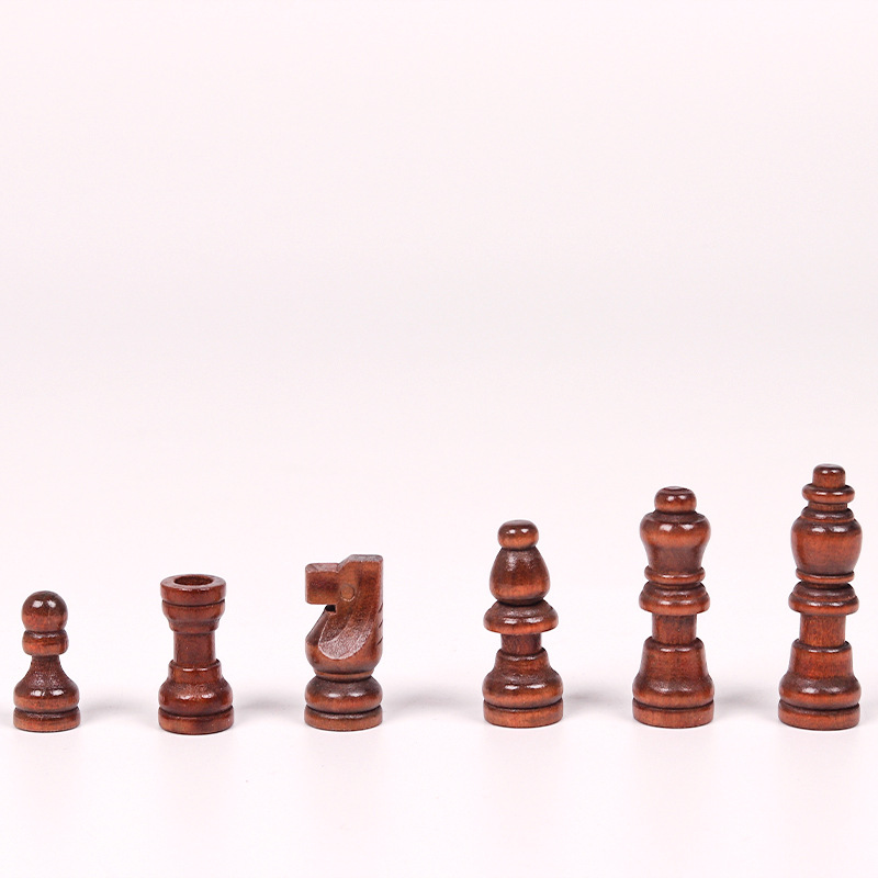 Factory direct solid wood wooden chess pieces chess pieces accessories 1 2 2.5 3 inches multi-size