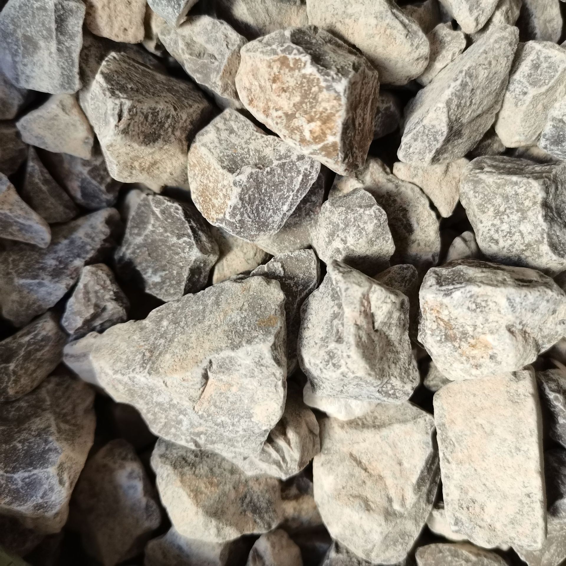 13 24 57 и другие известняки, десульфурационный низкосиликатный известняк, строительный камень для сталелитейных заводов