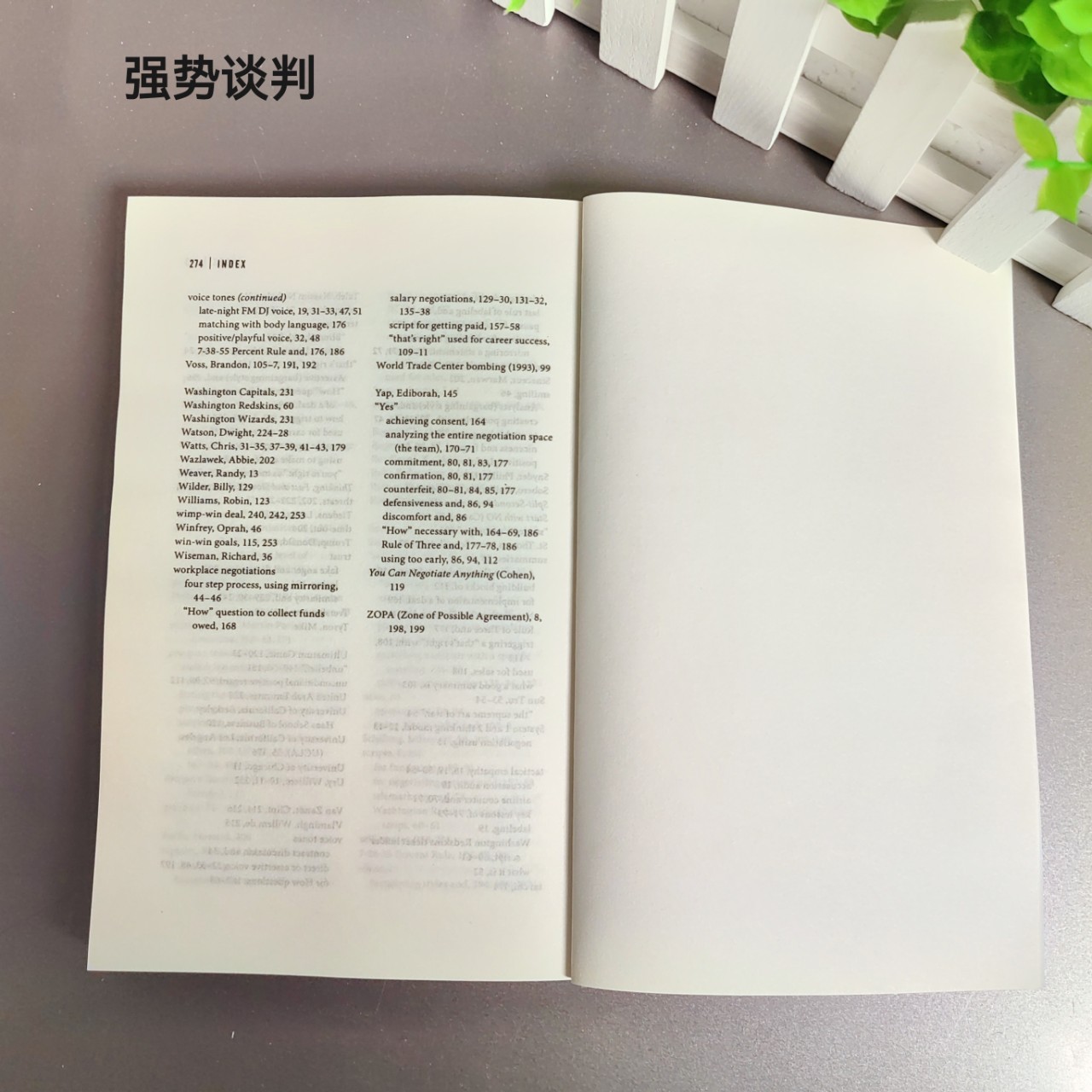 Strong Negotiation English Version Never Split the Difference Control the Conversation English Version