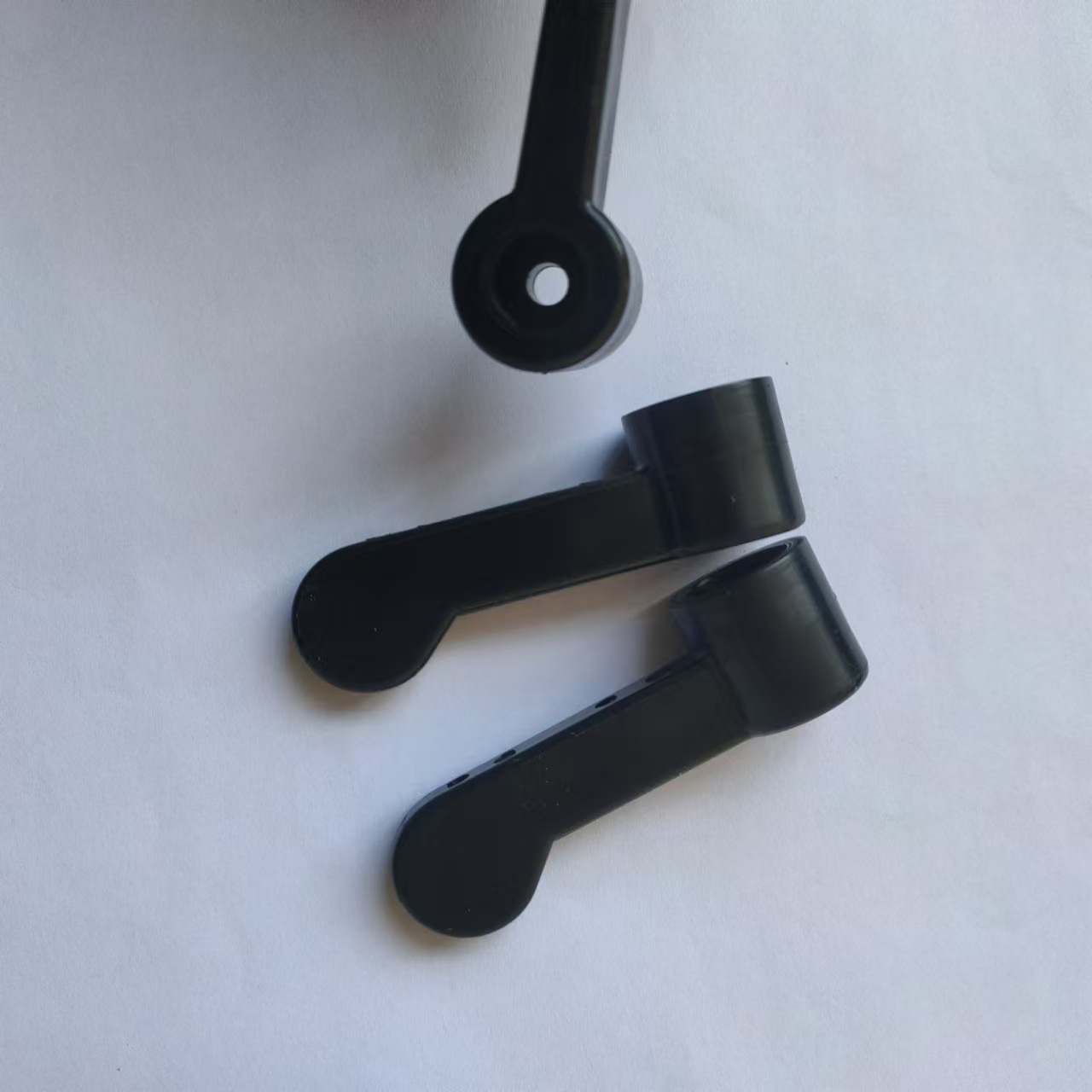 Ready-Made Plastic Handles, Insulated Box Accessories, Polypropylene Plastic Corner Protectors, Plastic Products, Injection Molding Processing, Plastic Parts