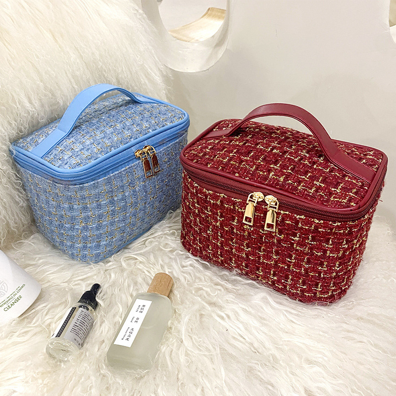 New Internet Celebrity Small Fragrance Cosmetic Bag Portable Large Capacity Portable Travel Toiletry Makeup Storage Bag Manufacturer Wholesale