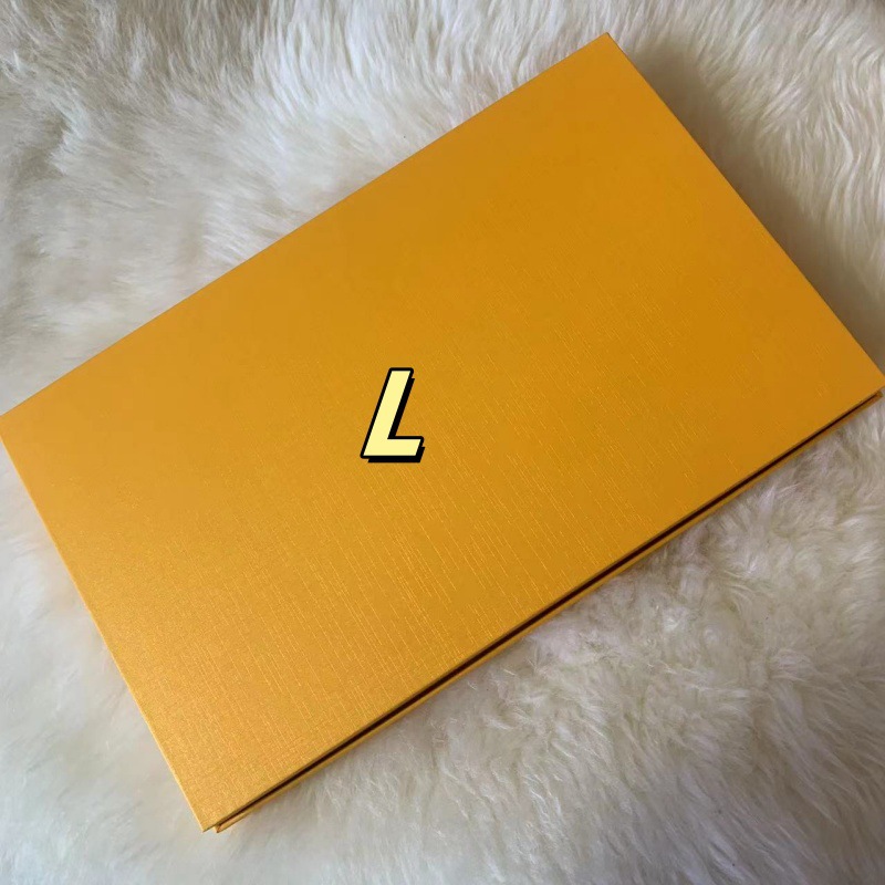 All kinds of heaven and earth cover carton hard box handbag small ticket card ribbon full set of wholesale in stock