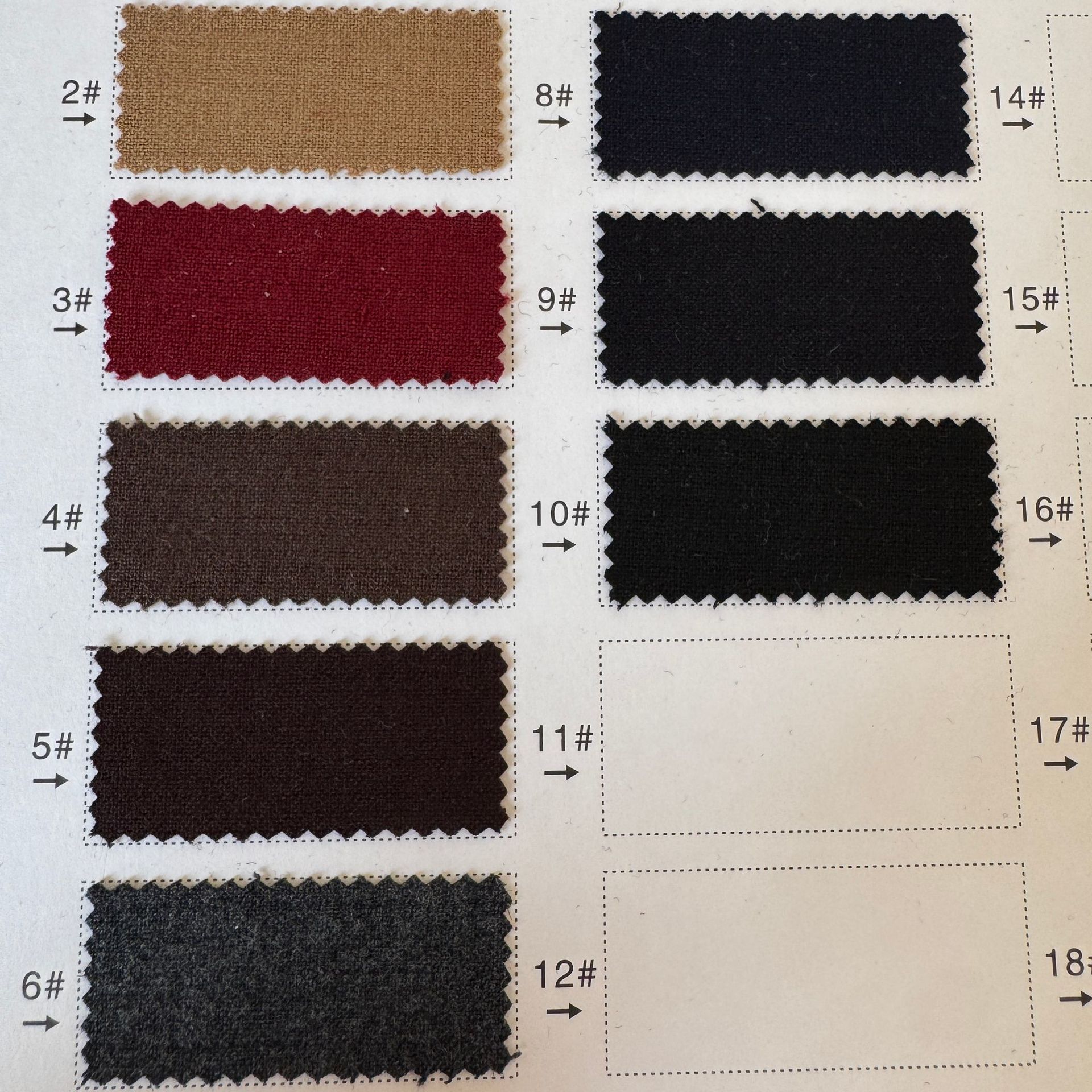 40 Wool Viscose Blended Worsted Lycra Stretch Pants Fabric Is Comfortable, Crisp, Smooth and Has Excellent Anti-Wrinkle Properties