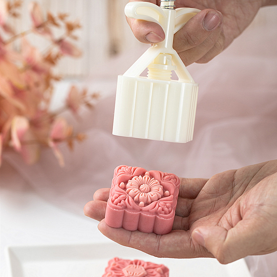[Classical Square] Moon Cake Mold 75g Flower Texture Four PieceMooncakemould