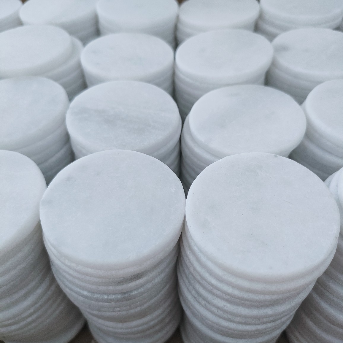 White Painting Stone Chips Can Be Engraved for Kidsren's Painting DIY Art Creative Painting Diameter 5cm