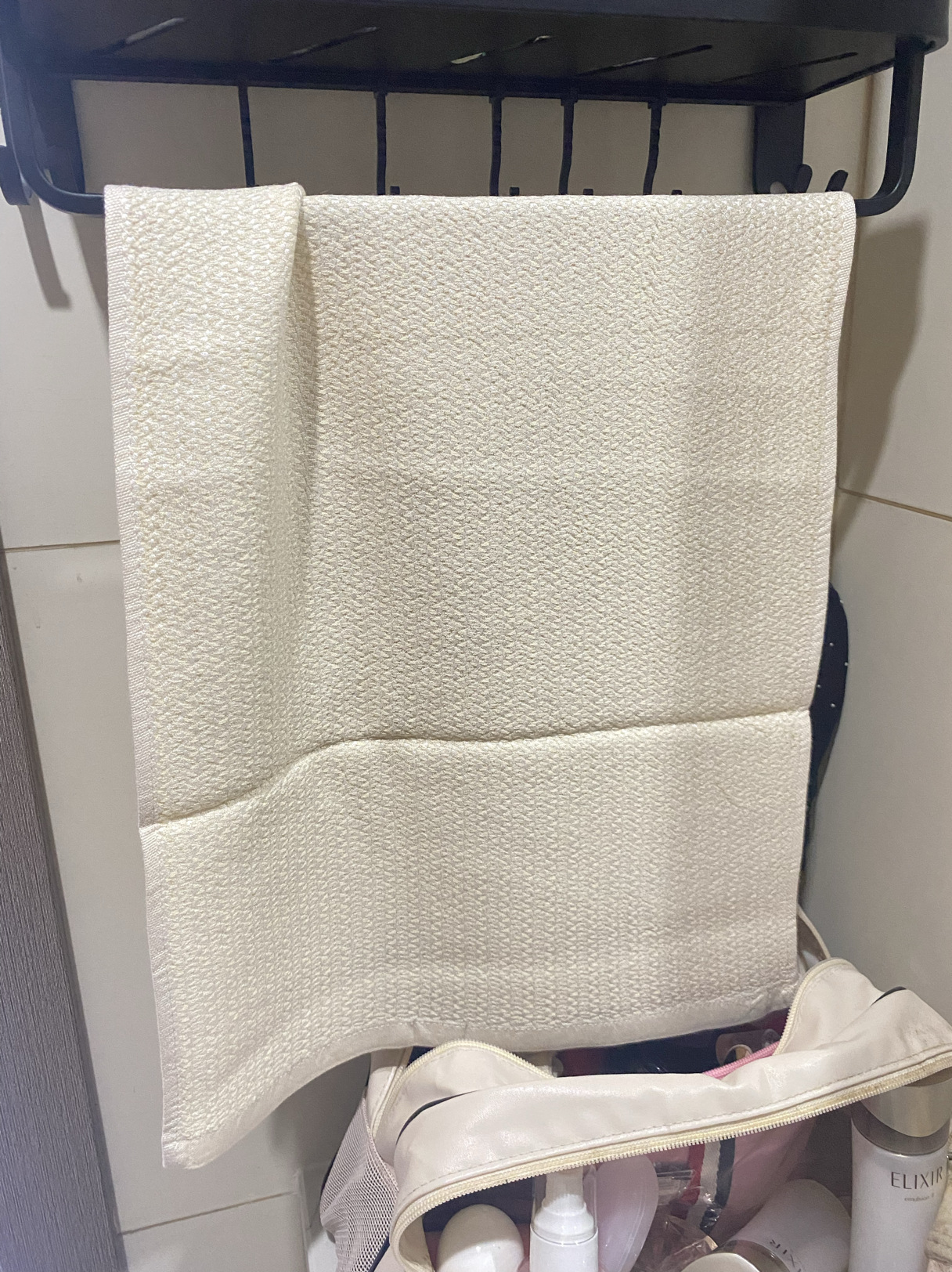 Shopkeeper recommend tussah silk beauty towel quick-drying water absorption antibacterial skin one pack two pack three pack chemical fiber