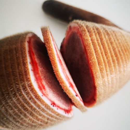 Jilin Lushang Fresh Deer Antler, a Specialty of Northeast China, Whole Deer Antler and Deer Antler Slices, Large Quantity and Good Price, Wholesale from the Source Manufacturer