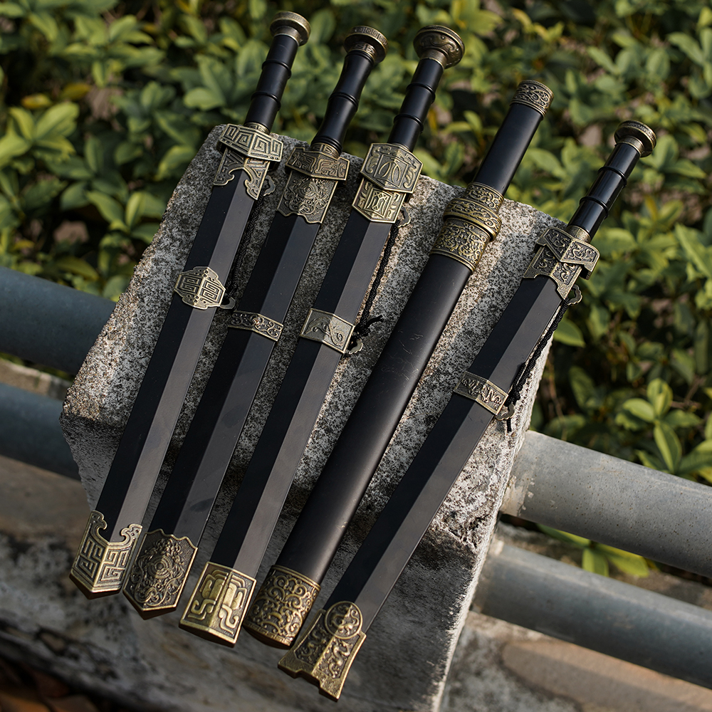 40cm Han Sword Model Ancient Cold Weapon Ornaments Boy Sword Town House Sword Weapon Metal Iron Unedged