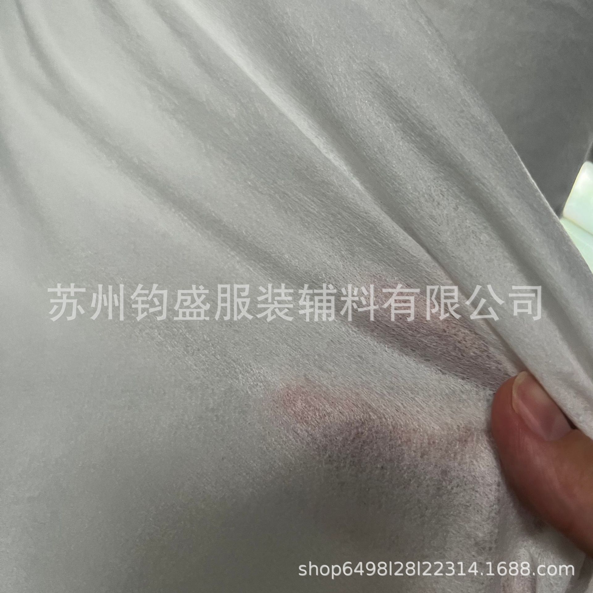 Full Polyester Spunlace Non-Woven Fabric Clothing Lining Spunlace Cotton Medical and Health Care Industrial and Agricultural Non-Woven Filter Partition Manufacturer