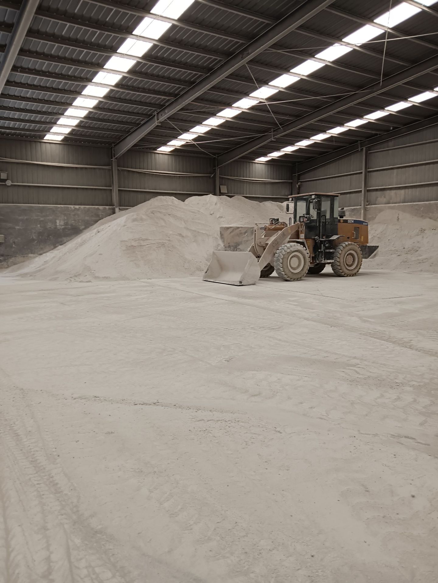 High content and good whiteness coating sewage treatment desulfurization industry manufacturers sell calcium hydroxide