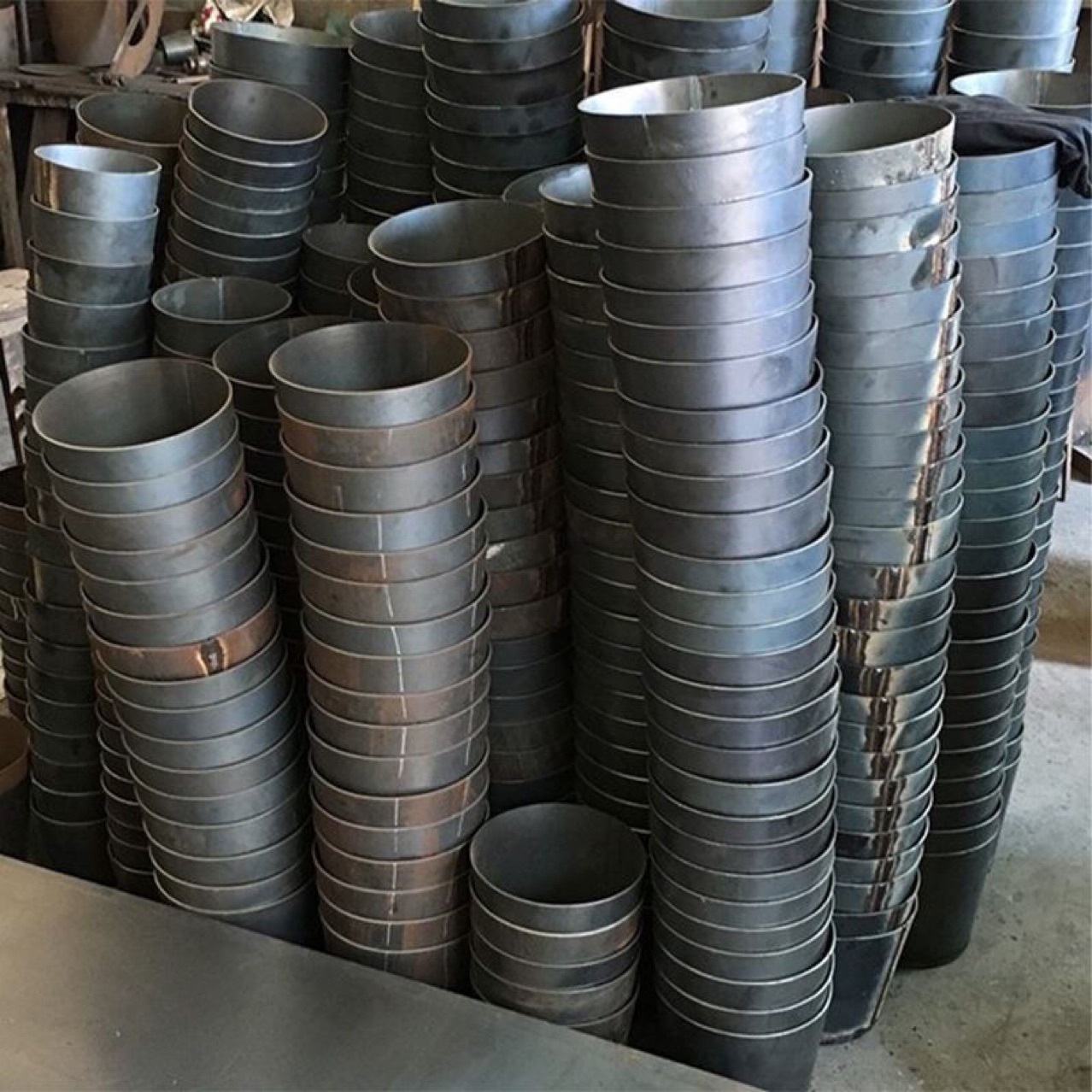 Aluminum Bucket Aluminum Water Pouring Bucket Stainless Steel Bucket Iron Bucket Bucket Bucket Bucket Bucket Bucket Bucket Bucket Bucket Bucket Bucket Bucket Bucket Bucket Bucket