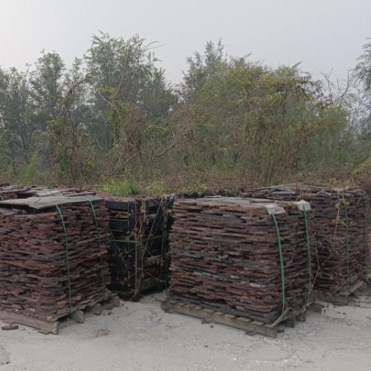 Customized Volcanic Stone-Shaped Aromatherapy Water Plant Planting Panels for Park Landscaping, Sewage Treatment, and Artificial Wetlands