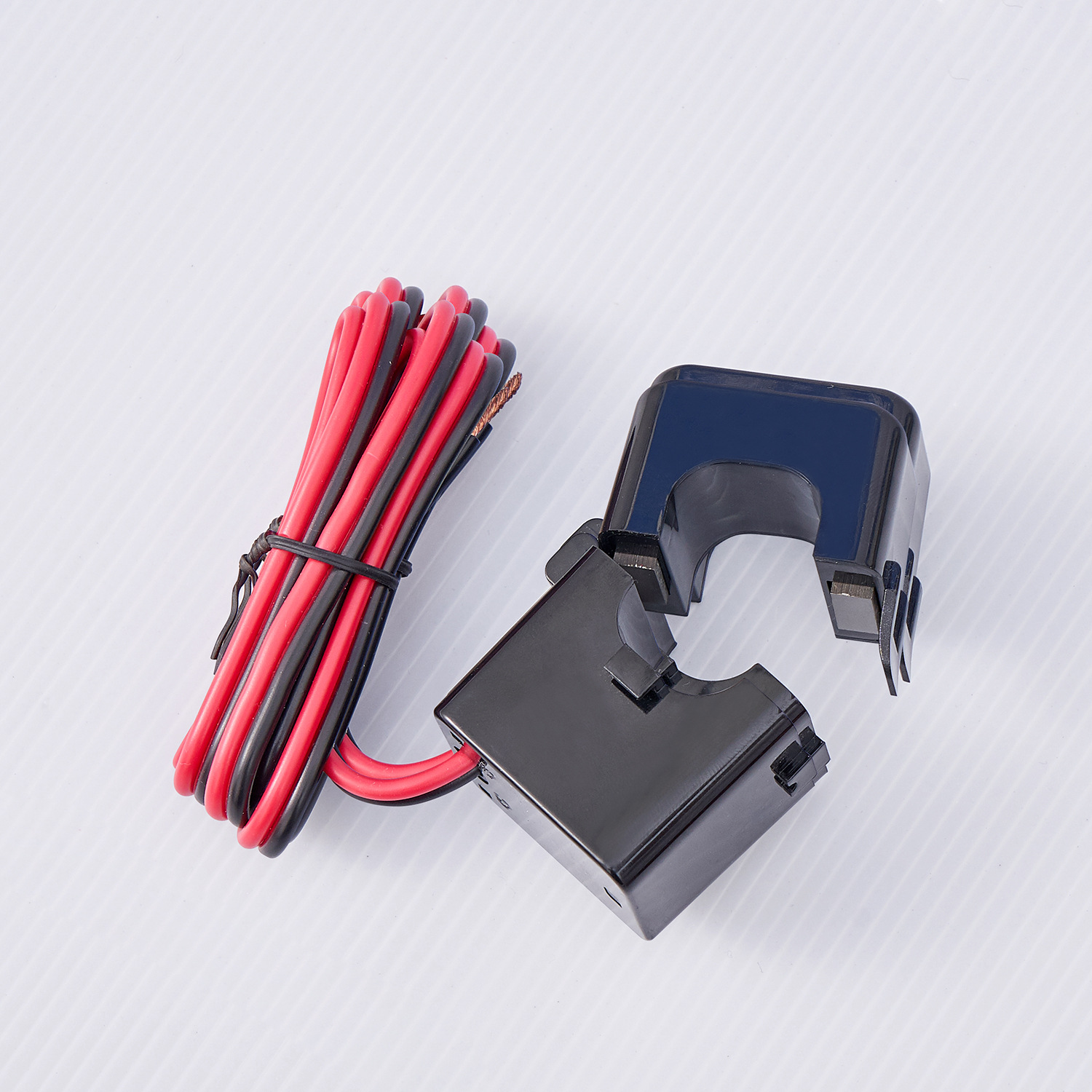 Opening and closing opening type current transformer 5A output low voltage opening type three-phase four-wire electric watchband metering through-core type