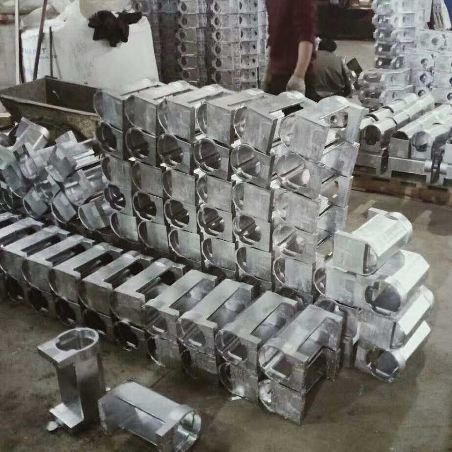 Huizhou Sand Turning Factory Specializes in Production of Ultrasonic Cast Aluminum Parts Ultrasonic Light Machine Cast Iron Accessories