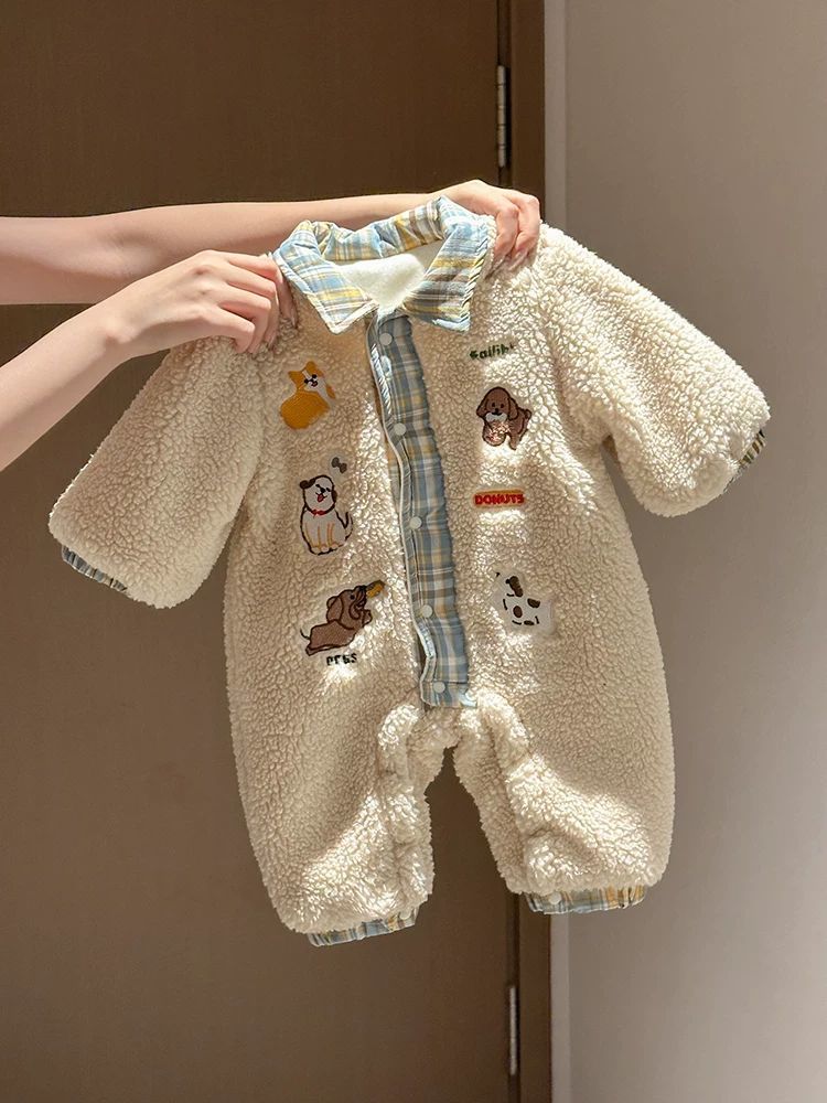 Newborn Baby Clothes, Autumn and Winter Clothes, Baby Velvet Thick Jumpsuits, Cute Quilted Warm Clothes for Going Out in Autumn and Winter