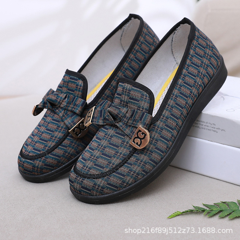 Beijing Cloth Shoes Flats Spring & Fall Casual Shallow Mouth Mom Shoes Soft Sole Women's Slip-On Shoes for Middle-Aged and Elderly Women