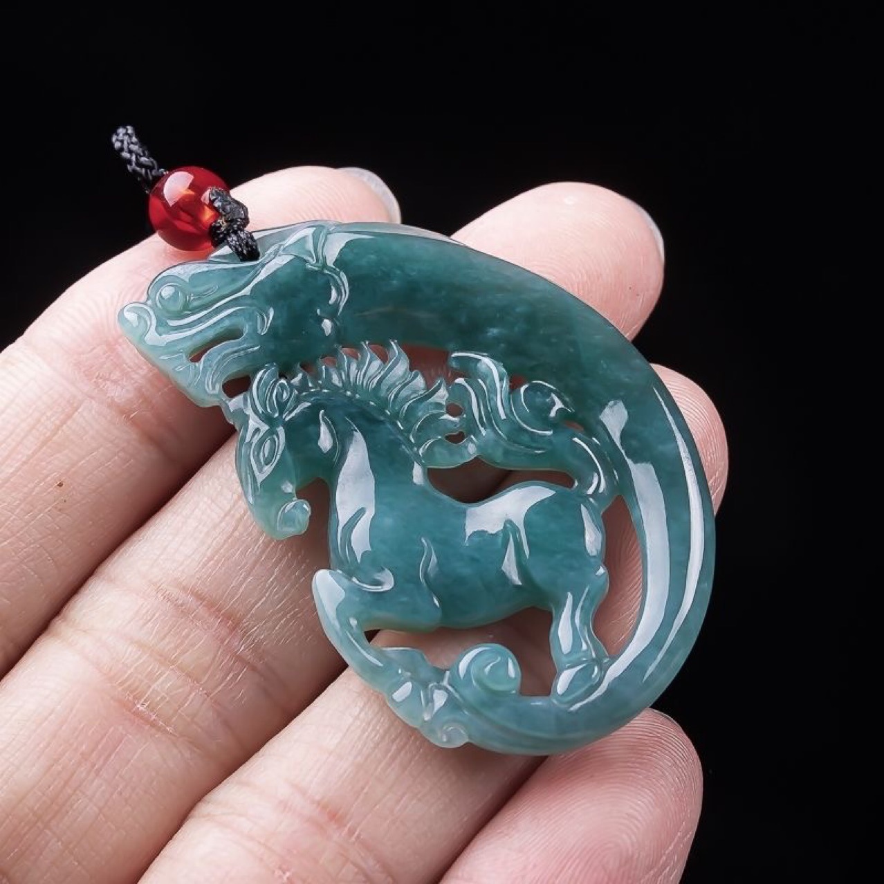 Natural Jade A-Grade Jade Pendant Horse Brand Pendant Ice Jade Men's and Women's Pendant Jewelry Jade Jade Pendant Wholesale