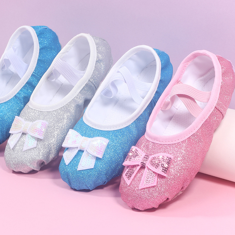 Children's Dance shoes soft bottom practice shoes children ballet shoes girls Chinese dance performance cat claw dancing shoes