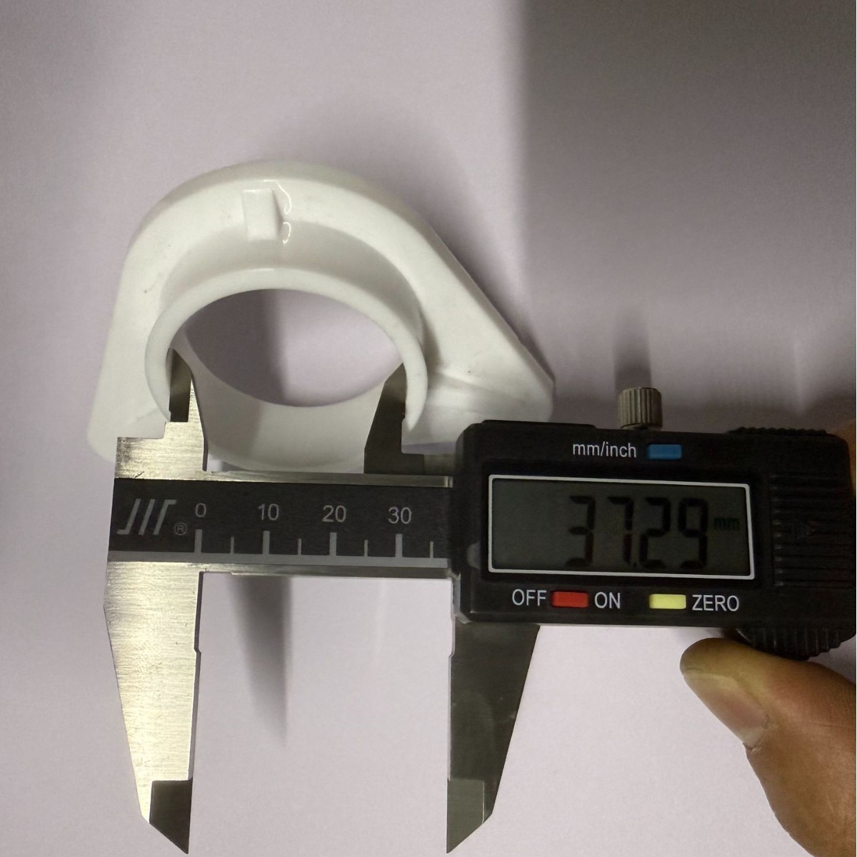 Faucet Accessories Plastic Triangle Plate Shower Triangle Bracket Plastic Reinforced Base Stainless Steel White Triangle