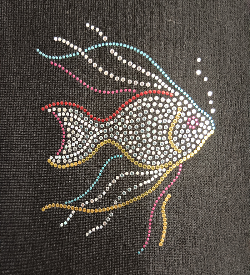 Горячее тиснение, горячее сверление, чертежи и образцы, бесплатный дизайн, лазерная верстка, стильная обработка одежды, обуви, головных уборов, сумок и ювелирных изделий