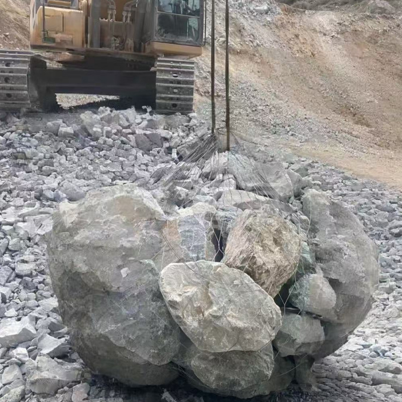 Alloy Mesh Bag Stone Cage Net Manufacturer Wholesale Hand-Woven Iron Wire Flood Control and Emergency Galvanized Steel Wire Rope Net