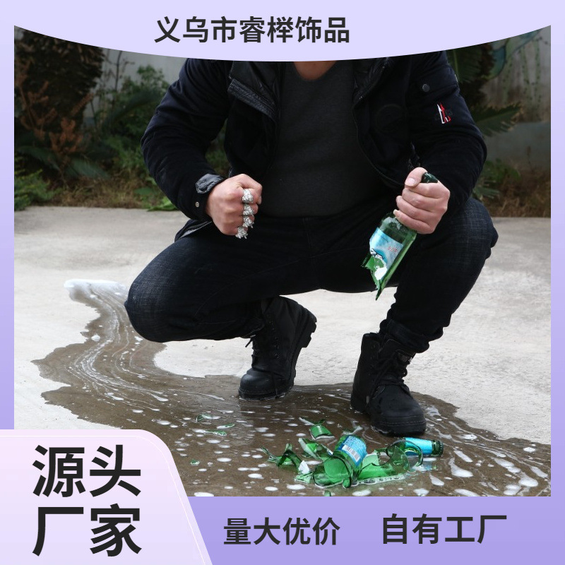 Men's and women's portable personalized self-defense anti-wolf rhinoceros hidden device creative fight legal self-defense finger tiger ring supplies