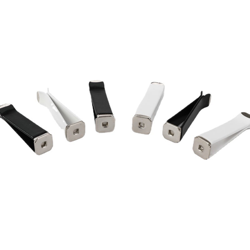 Car Aromatherapy Clip Car Air Outlet with Holes Small Clip Doll Bubble Mart Blind Box Car Air Conditioning Air Outlet