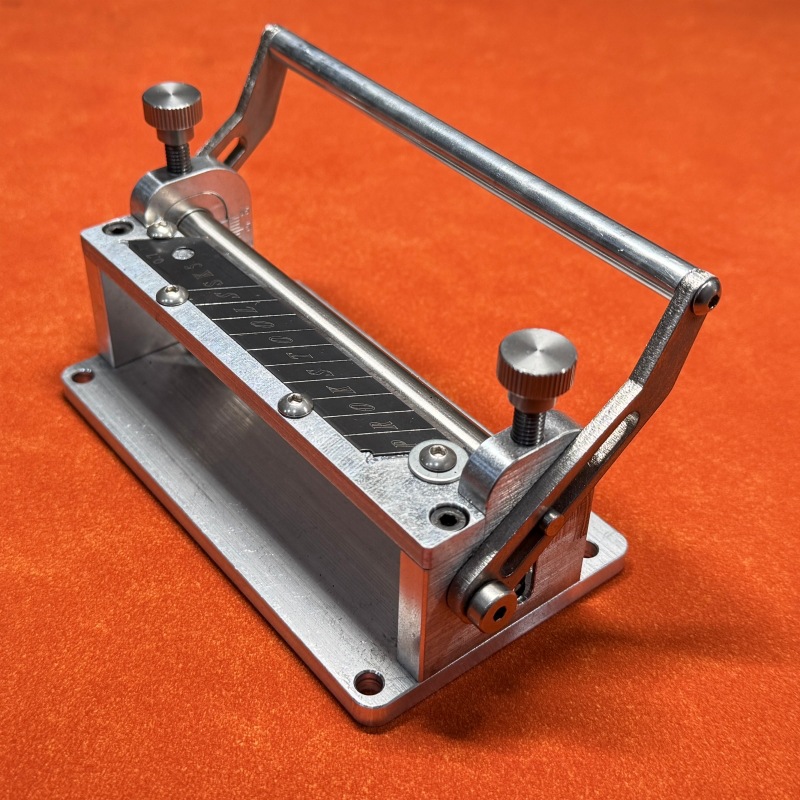 Manual leather thinning machine cow leather material shovel thin knife soft and hard horse buttock vegetable tanning belt strap cutting uniform engraving cross-border new products