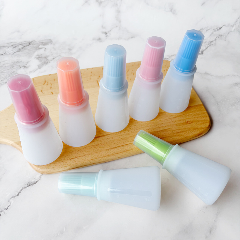 Silicone Oil Bottle Brush Outdoor Barbecue Seasoning Brush with Scale and Lid Squeeze Oil Bottle Sauce Brush Baking Oil Bottle