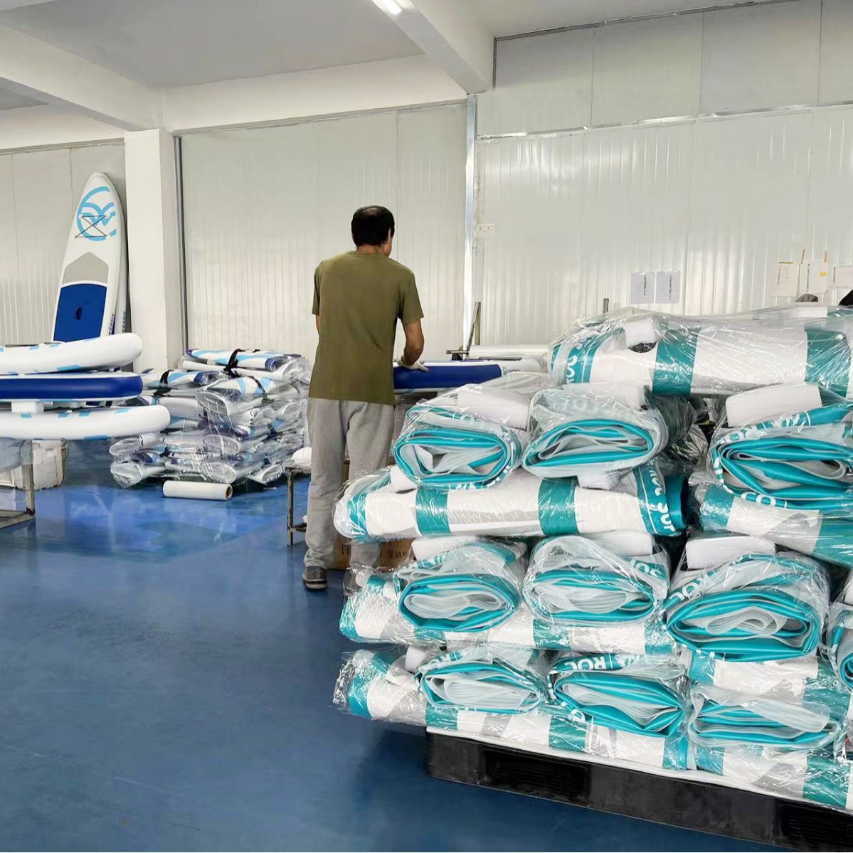 Customized Paddle Board Oem Inflatable Surfboard Odm Supboard Inflatable Paddle Board Stand-Up