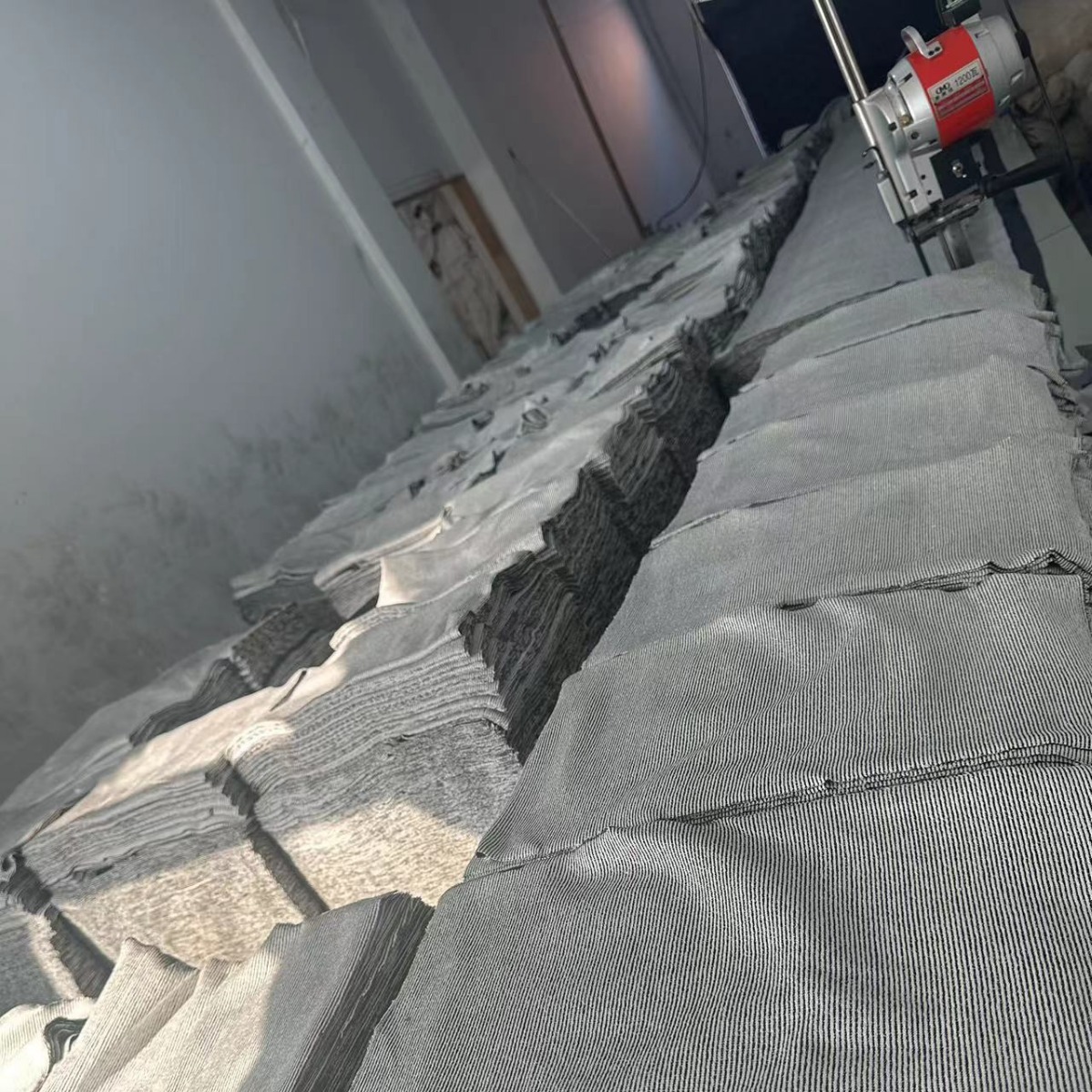 Hemp Gray, Light-Colored Polyester-Cotton Pure Cotton Regular Size Industrial Wiping Cloth Industrial Rag Absorbs Oil and Water Without Lint