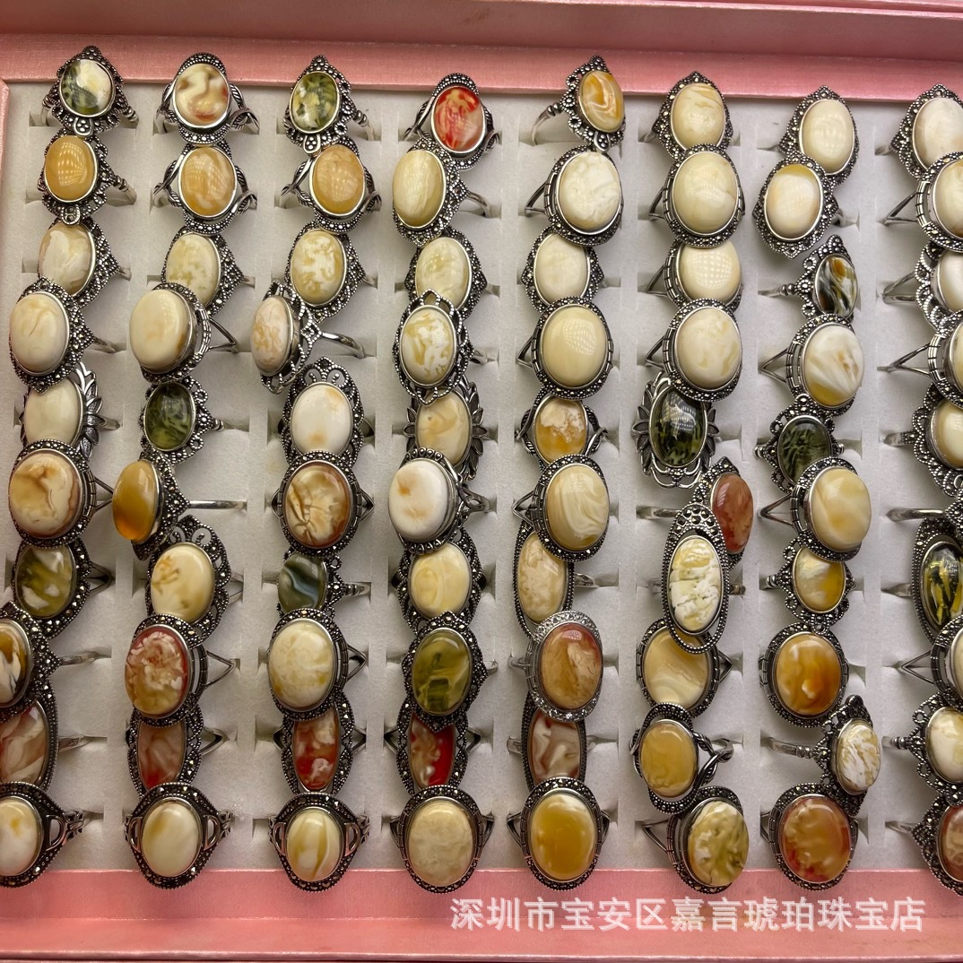 Оптовая закупка натурального янтаря из Шэньчжэня, воск пчел, дьявол, кольцо с белым воском инкрустированное 925 серебром