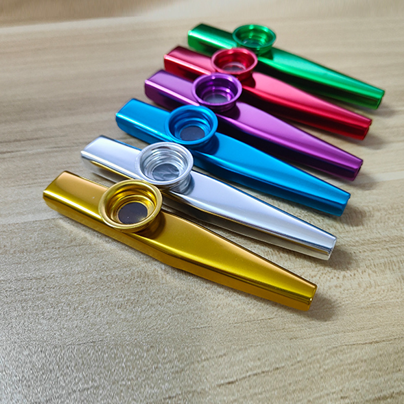 Metal kazoo kazoo cross-border explosions playing musical instruments gift small size saxophone film factory wholesale