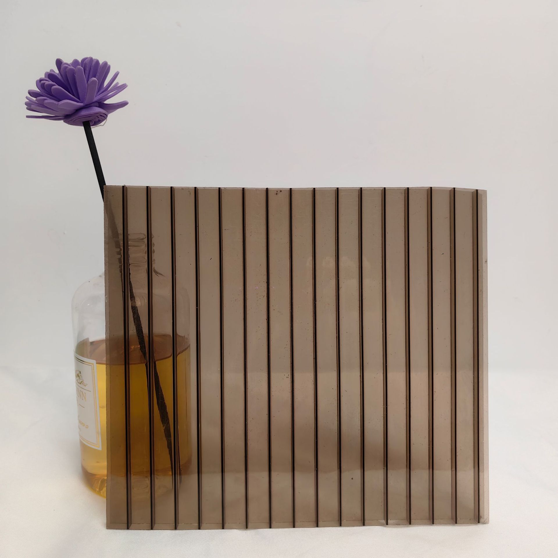 Factory wholesale double transparent sunshine board pc hollow board 3mm canopy carport outdoor balcony lighting board flame retardant