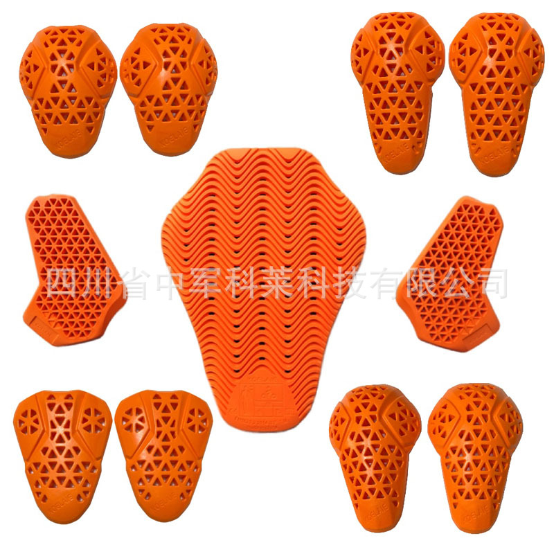 Поставка от производителя комплект амортизации и защиты с встроенной мягкой защитной экипировкой, наплечники, налокотники, наколенники, защитные подкладки для бедер, защитные подкладки для груди и спины