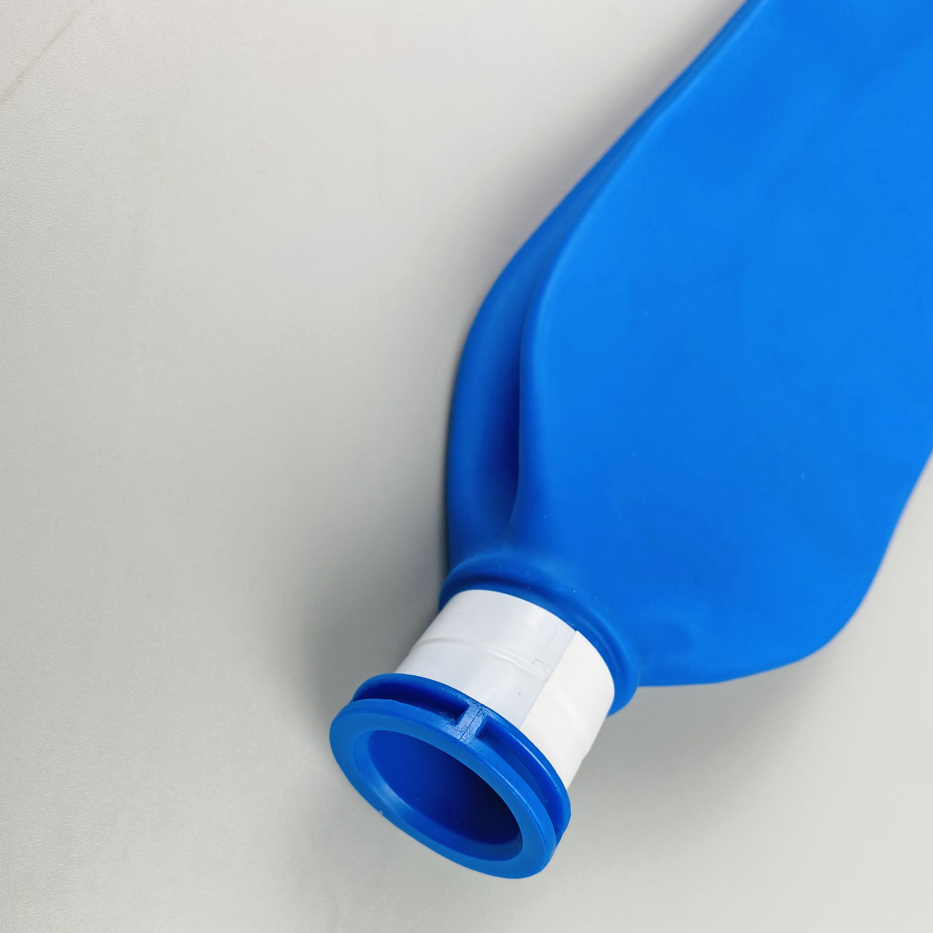 Anesthesia machine airbag breathing airbag Anesthesia breathing circuit accessories latex simulation lung storage airbag latex mold