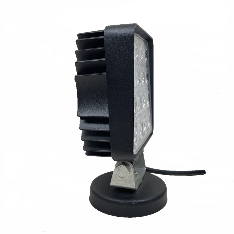 Factory direct supply 4 inch square 48W car led work light modified off-road vehicle spotlight forklift headlight