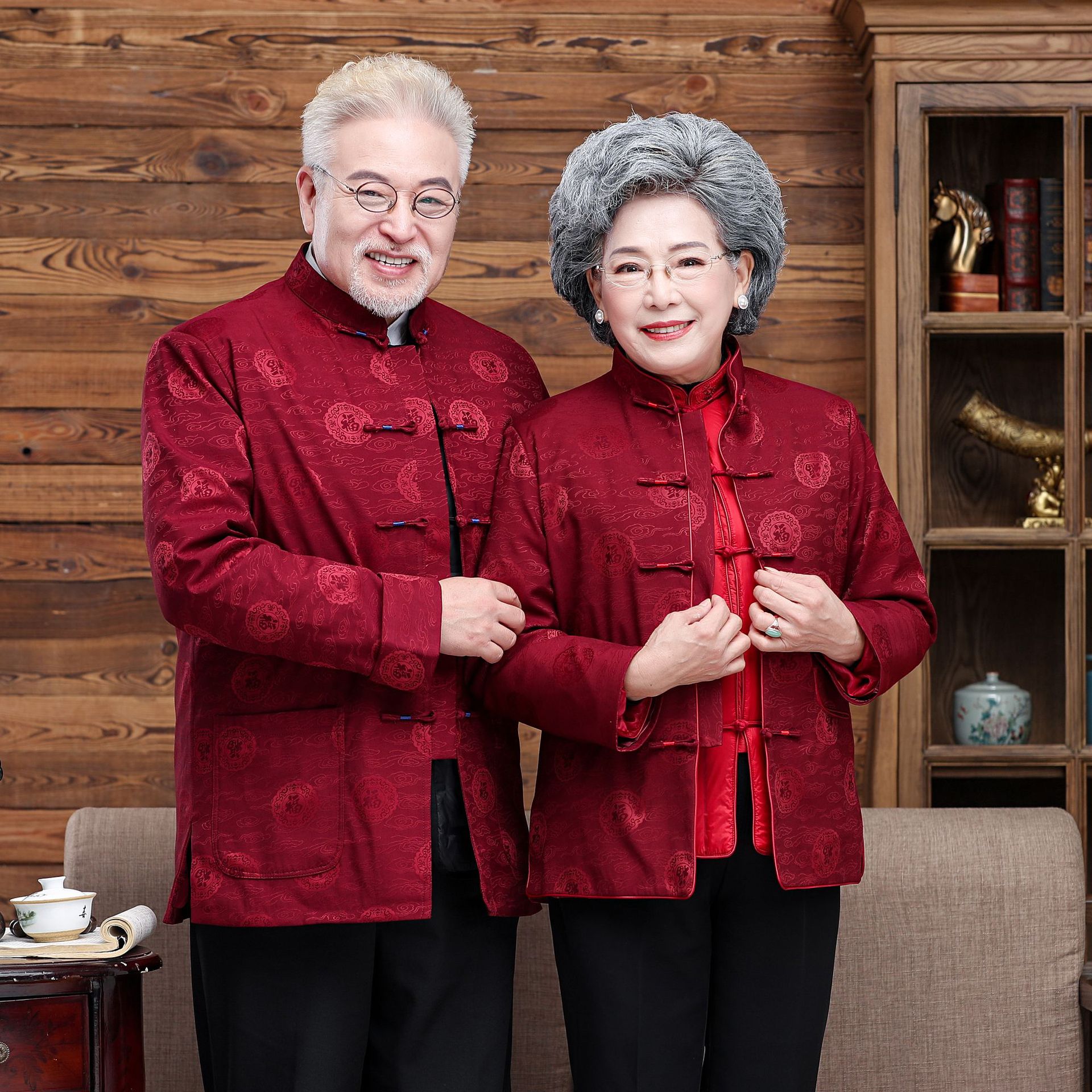 Осень и зима 3116 одежда для пожилых пар оптовая продажа мужская и женская длинный рукав день рождения костюм тан Венера