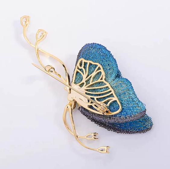 Retro Blue Embroidered Butterfly Brooch, High-End Women's Creative Long Brooch, High-End Corsage Accessories, Creative Gift