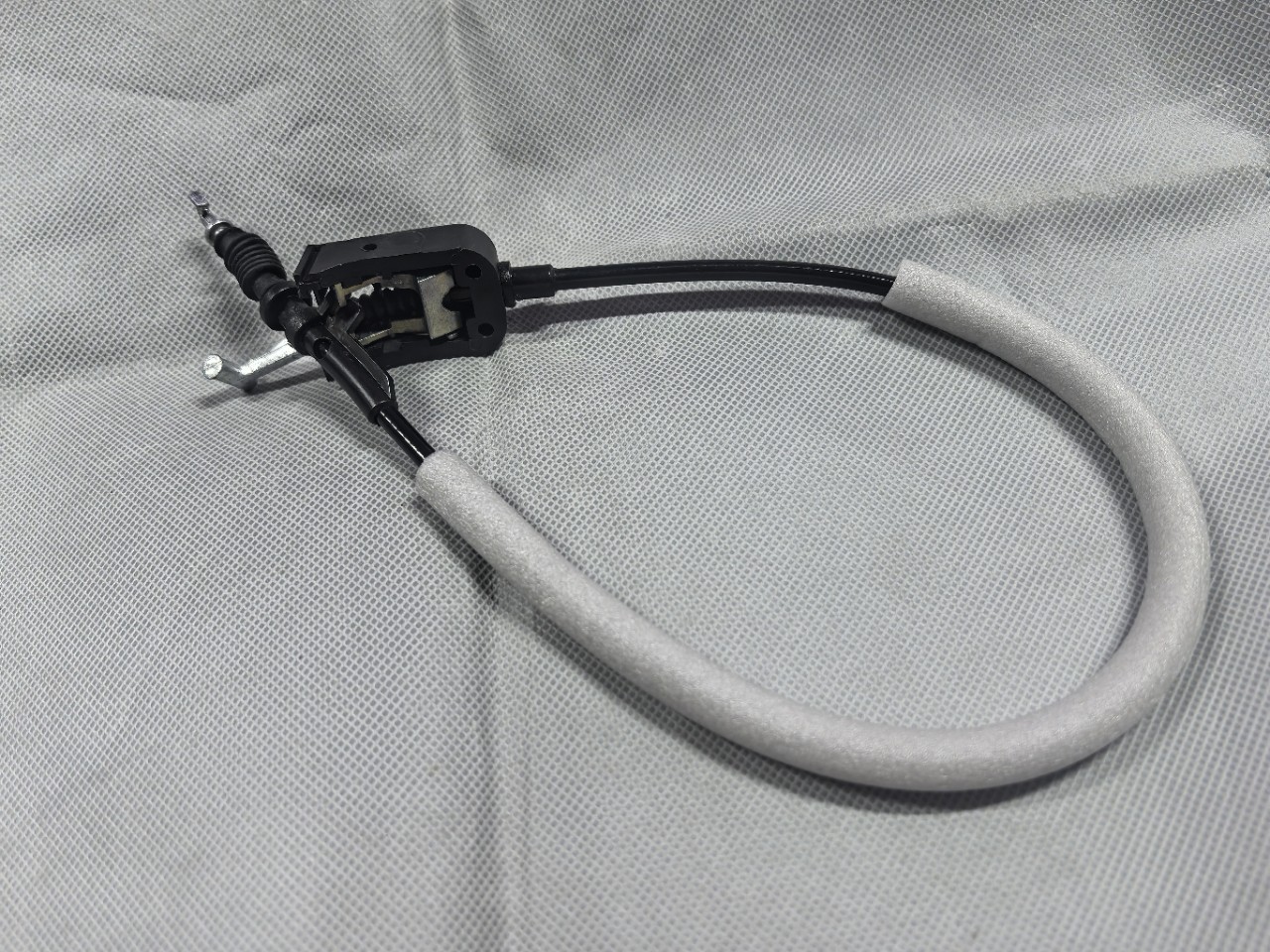 Кабель для внешней ручки Scirocco, Tiguan, Golf 5N0837071B 5N0837017C