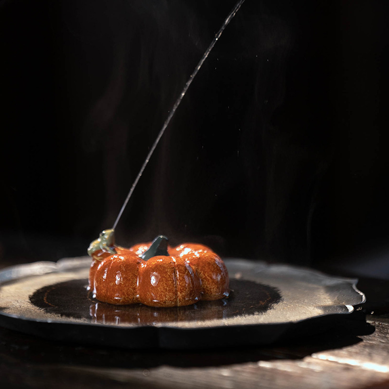 Yixing Purple Sand Tea Pet Spraying Water Frog Pumpkin Ornaments Bionic Peach Banana Fruit Tea Set Accessories Sculpture Can Be Raised