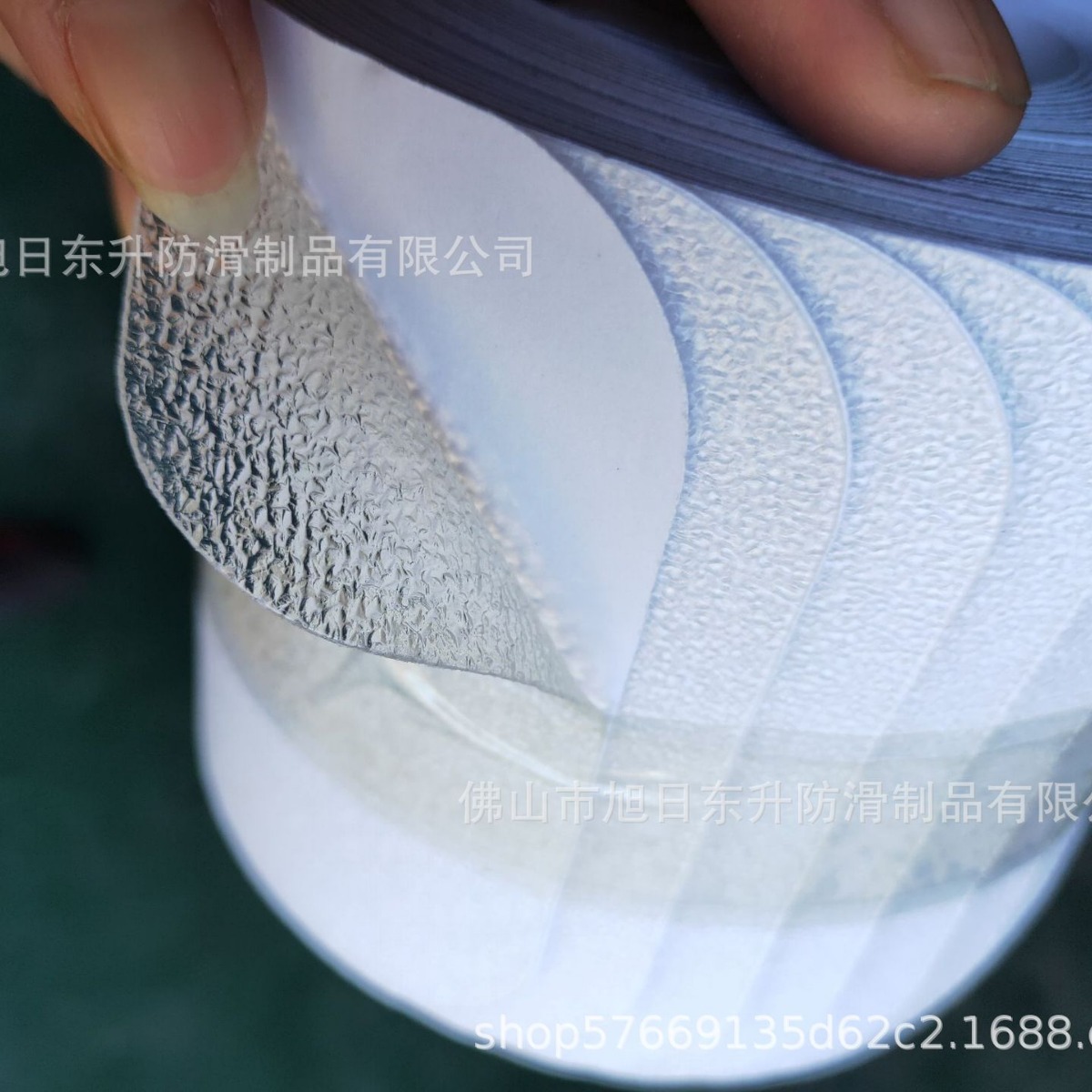 Anti-slip stickers 4*24 inch stair step anti-slip tape 101mm * 610mm rubber PEVA anti-slip tape