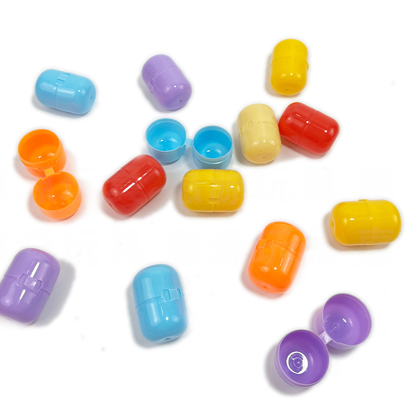 New Capsule Gashapon Connected 32*47mm Plastic Ball Children's Gashapon Game Console Toy Blind Box Egg Shell Wholesale